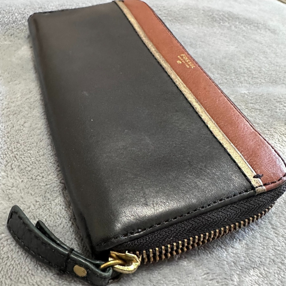 Fossil Tera Leather Zip Around Wallet Black Brown Colorblock RFID Organizer
